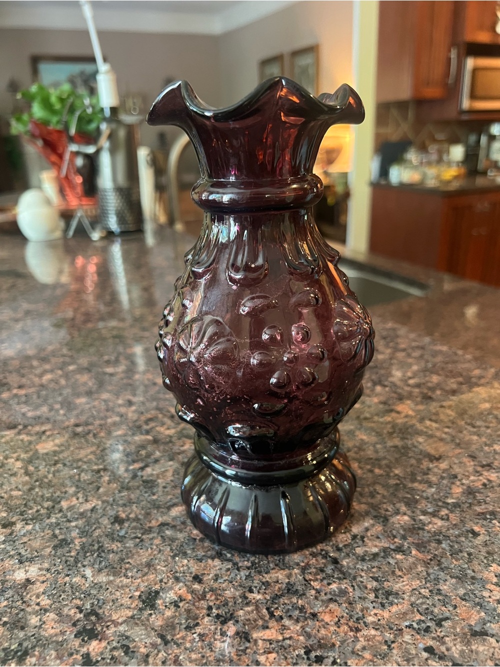 Vintage Fenton Amethyst purple glass vase